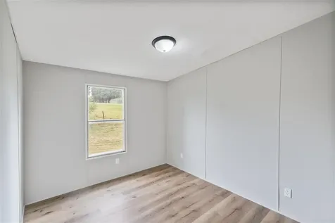 20 Conner Hogan Lane Scottsville KY 42164