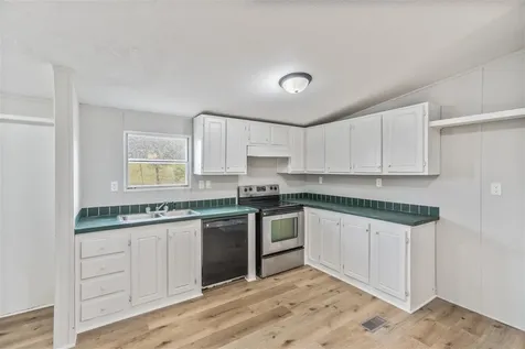20 Conner Hogan Lane Scottsville KY 42164