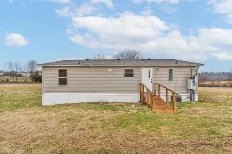 20 Conner Hogan Lane Scottsville KY 42164
