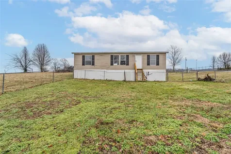 20 Conner Hogan Lane Scottsville KY 42164