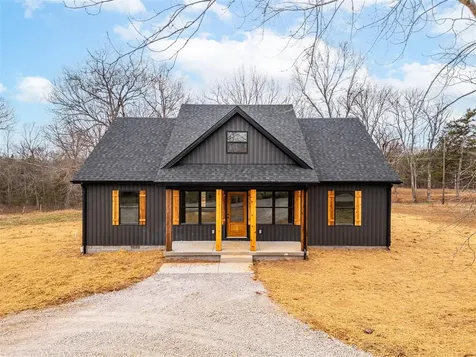 2863 Dennis Corinth Road Auburn KY 42206