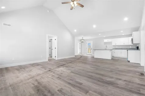 2863 Dennis Corinth Road Auburn KY 42206