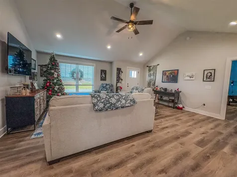 136 Greenbriar Lane Smiths Grove KY 42171