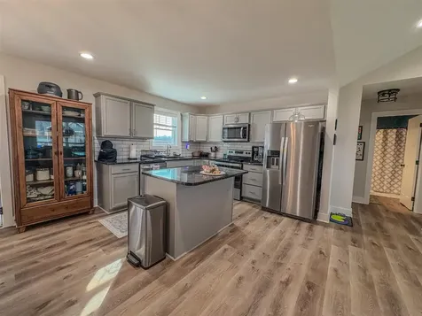 136 Greenbriar Lane Smiths Grove KY 42171
