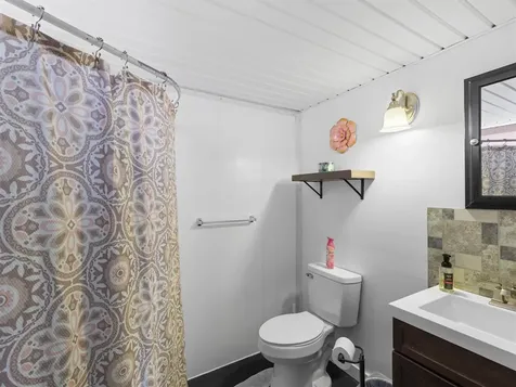 774 John Logsdon Road Munfordville KY 42765