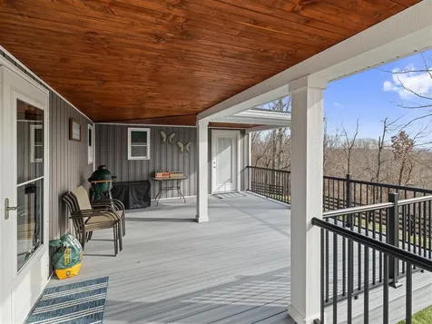 774 John Logsdon Road Munfordville KY 42765