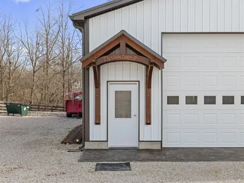 774 John Logsdon Road Munfordville KY 42765