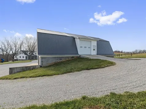 774 John Logsdon Road Munfordville KY 42765