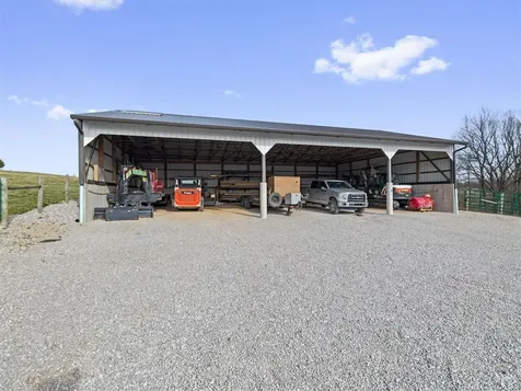 774 John Logsdon Road Munfordville KY 42765