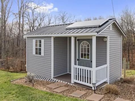 774 John Logsdon Road Munfordville KY 42765