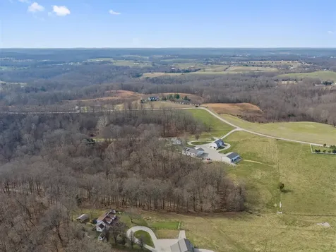 774 John Logsdon Road Munfordville KY 42765