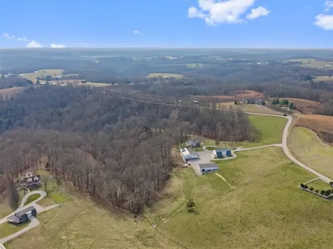 774 John Logsdon Road Munfordville KY 42765