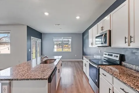 7210 Eagle Stone Lane Bowling Green KY 42101
