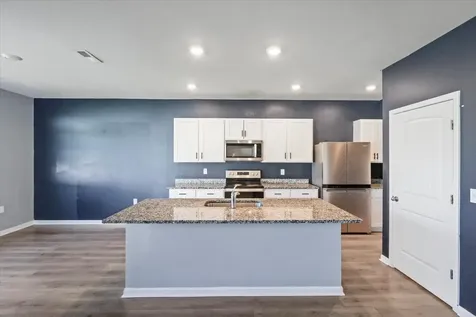 7210 Eagle Stone Lane Bowling Green KY 42101