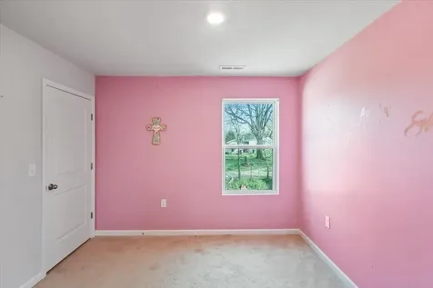 7210 Eagle Stone Lane Bowling Green KY 42101