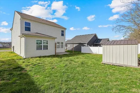 7210 Eagle Stone Lane Bowling Green KY 42101