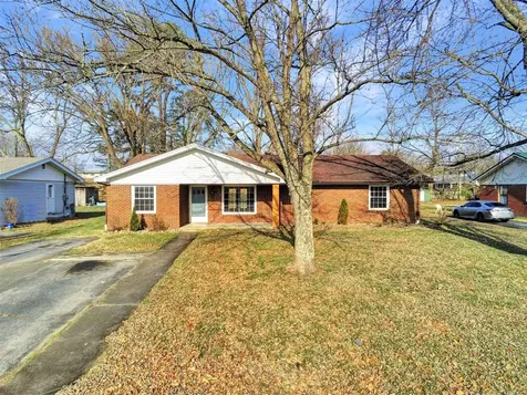 711 Riverside Drive Glasgow KY 42141