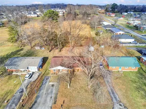 711 Riverside Drive Glasgow KY 42141