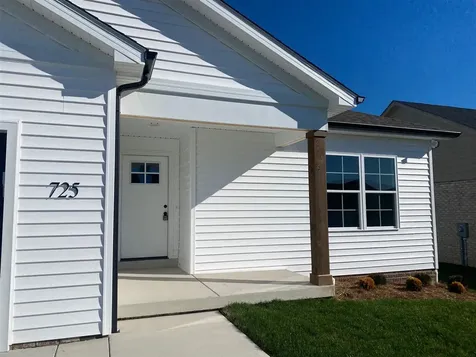 725 Shelldrake Lane Bowling Green KY 42101