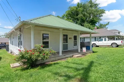 204 Mckenna Street Glasgow KY 42141