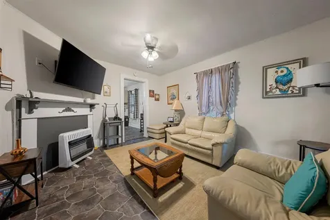 204 Mckenna Street Glasgow KY 42141