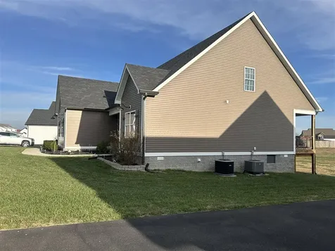 23 Cornerstone Drive Alvaton KY 42122