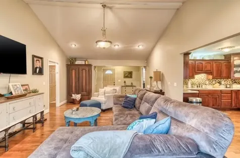 205 Williams Greenville KY 42345