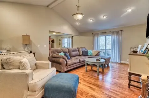 205 Williams Greenville KY 42345