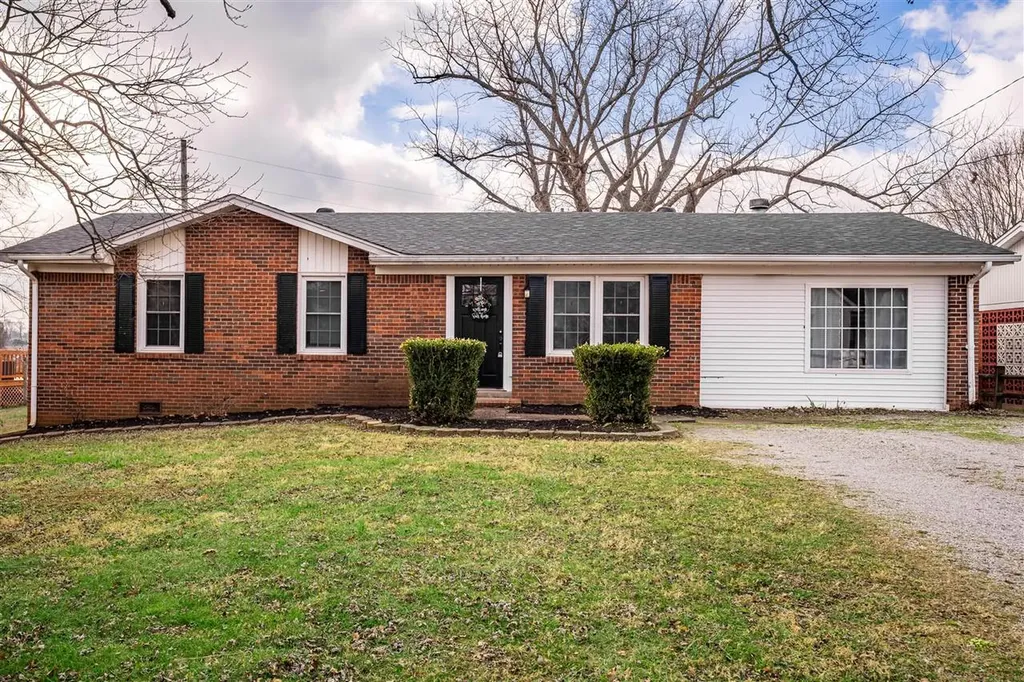 159 Watkins Drive Auburn KY 42206