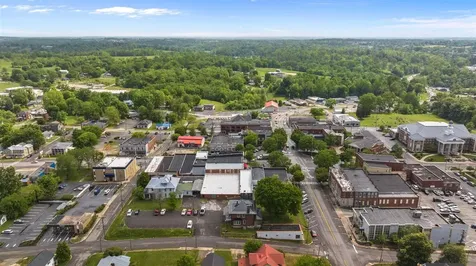 108 N Court Street Scottsville KY 42164
