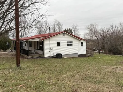 96 Bill Woodward Road Russellville KY 42276