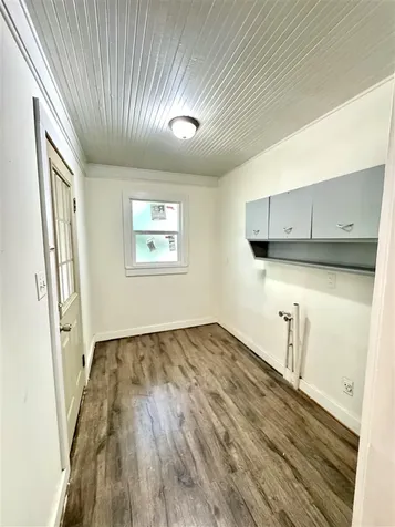 344 N Court Street Scottsville KY 42164