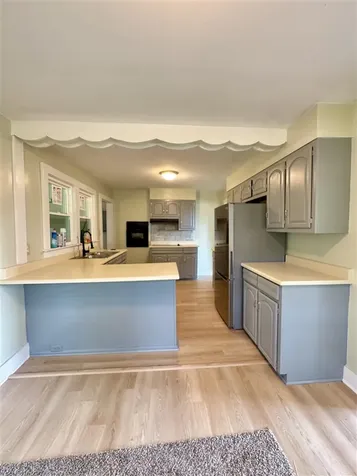 344 N Court Street Scottsville KY 42164