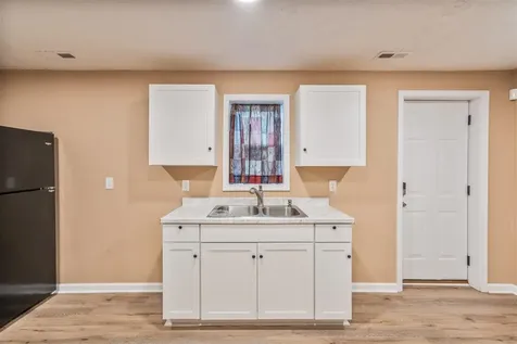 720 Glen Lily Road Bowling Green KY 42101