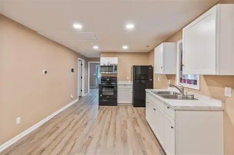 720 Glen Lily Road Bowling Green KY 42101