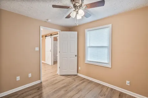 720 Glen Lily Road Bowling Green KY 42101