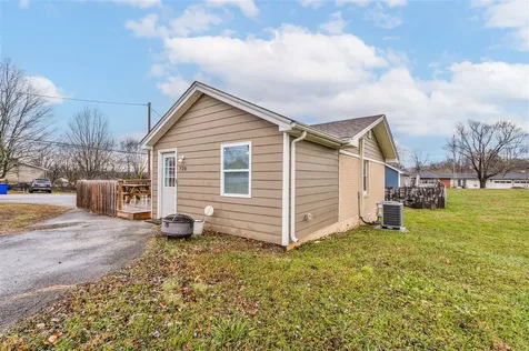 720 Glen Lily Road Bowling Green KY 42101
