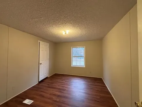 1305 W Reservoir Avenue Central City KY 42330