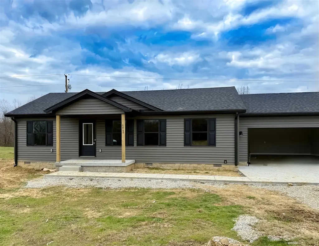 6845 Dripping Springs Road Smiths Grove KY 42171