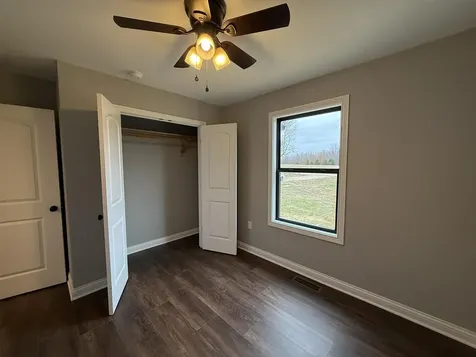 6845 Dripping Springs Road Smiths Grove KY 42171