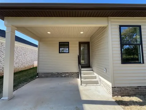 1161 Shallowford Street Bowling Green KY 42102
