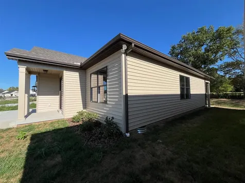 1161 Shallowford Street Bowling Green KY 42102
