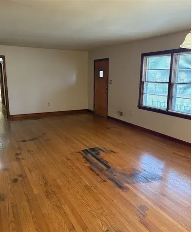 749 Sherwood Drive Bowling Green KY 42103