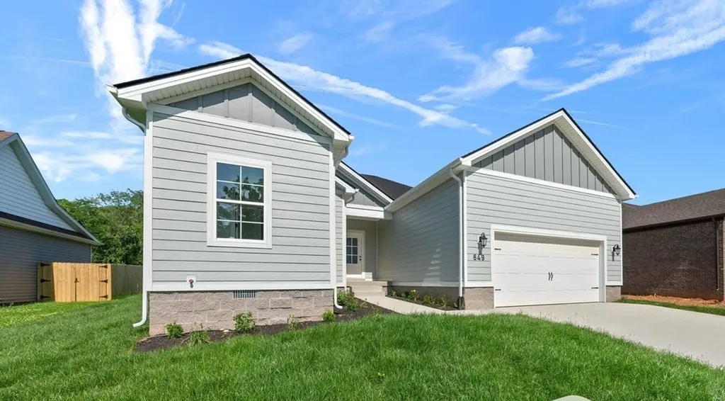 649 Pleasant Meadow Lane Bowling Green KY 42101