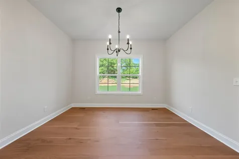 649 Pleasant Meadow Lane Bowling Green KY 42101