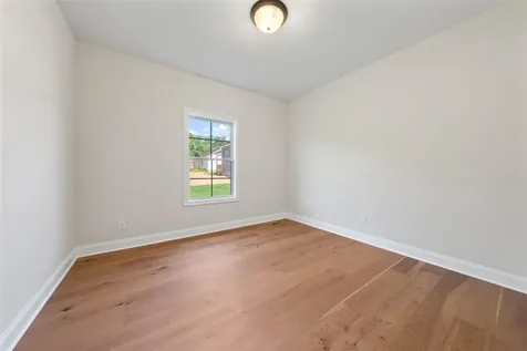 649 Pleasant Meadow Lane Bowling Green KY 42101