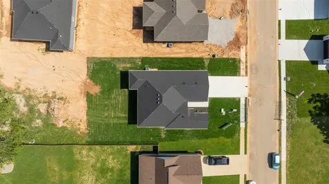 649 Pleasant Meadow Lane Bowling Green KY 42101