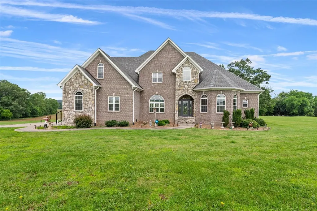 12231 Lewisburg Road Lewisburg KY 42256