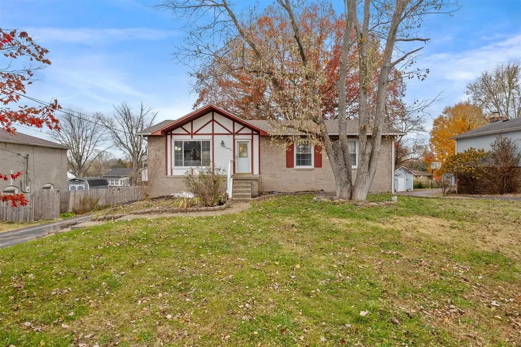 221 Whispering Hills Boulevard Bowling Green KY 42104