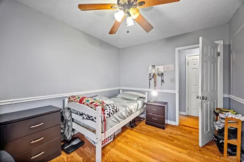 221 Whispering Hills Boulevard Bowling Green KY 42104